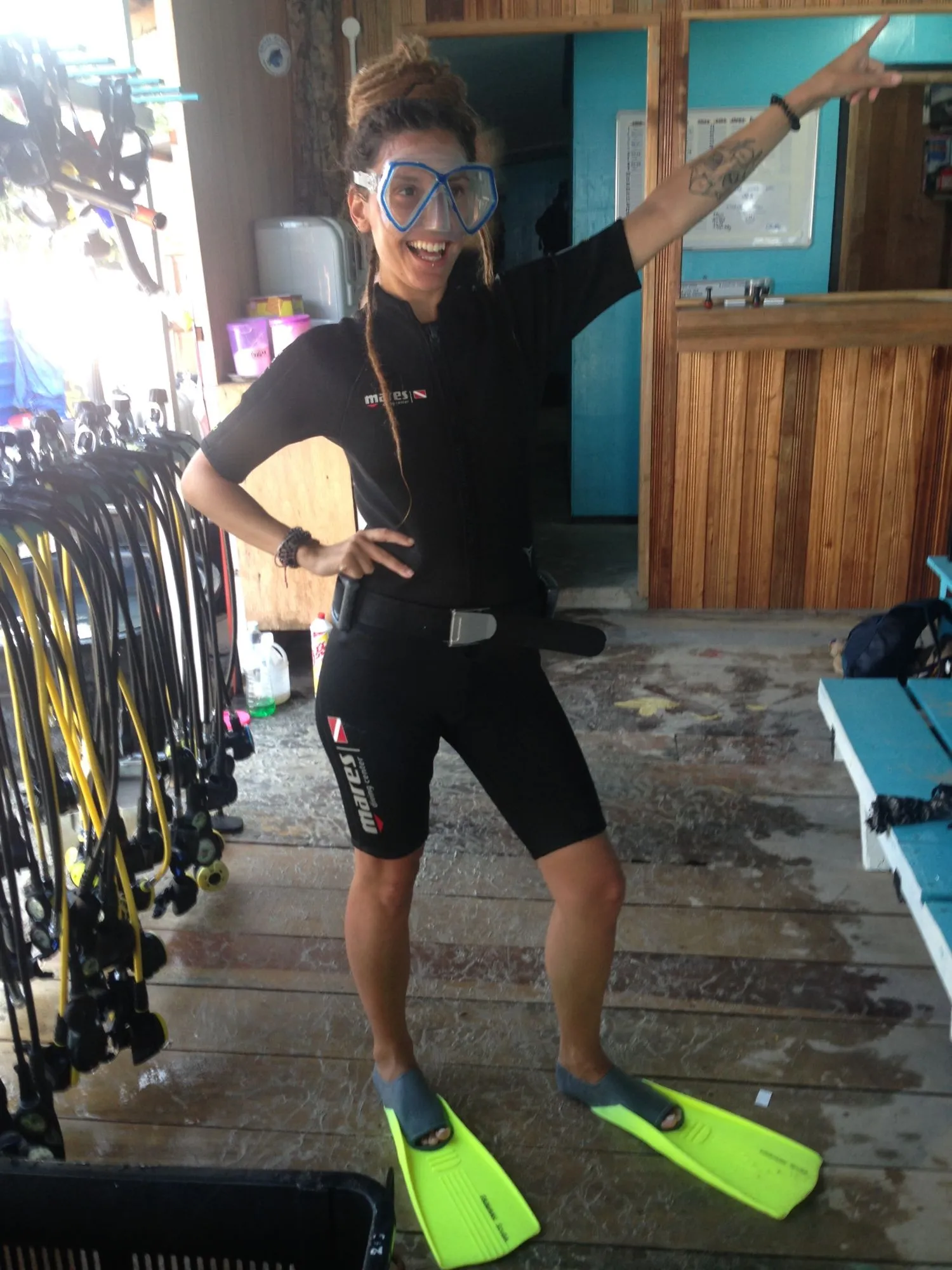 Lara Mesanza haciendo submarinismo durante un viaje